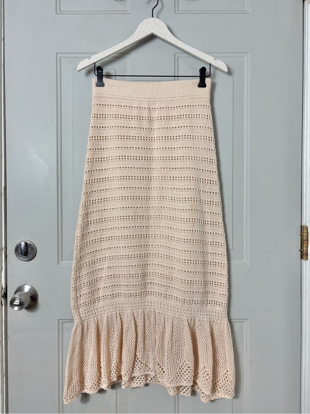 A.L.C Amaya Cream Open Knit Crochet Ruffle Hem Midi Skirt size small - Picture 2 of 6